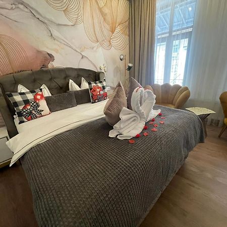 Luxuroom Sibiu Esterno foto