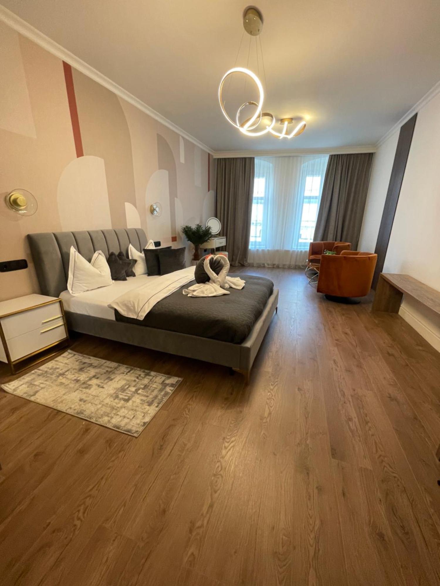 Luxuroom Sibiu Esterno foto